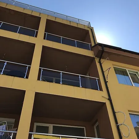 Flat Near The Sea سفيتي فلاس